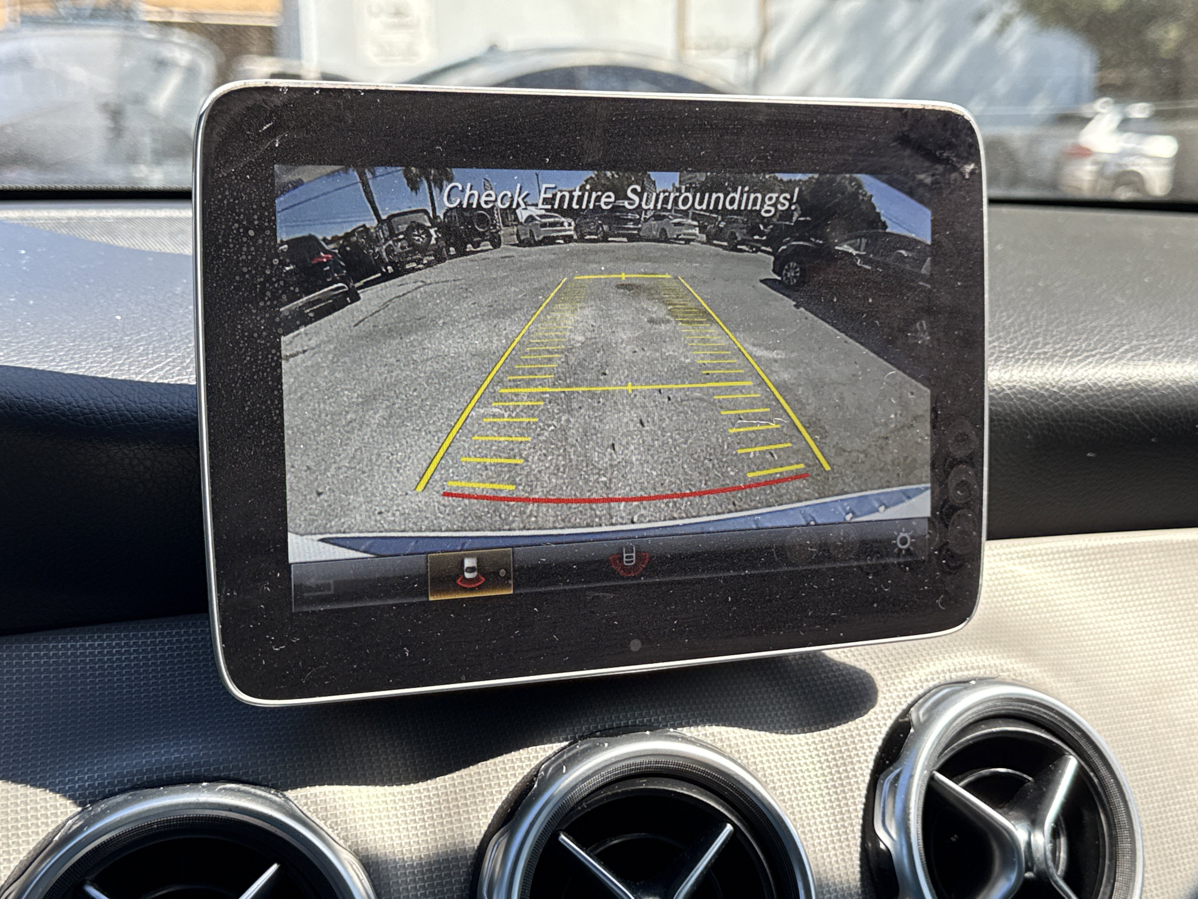 Used 2019 Mercedes-Benz GLA 250 4MATIC image 18