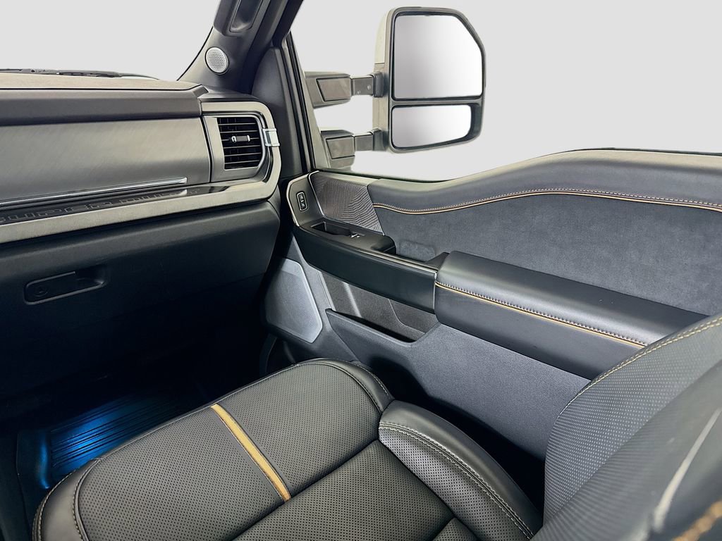 Used 2024 Ford F350 Platinum image 23