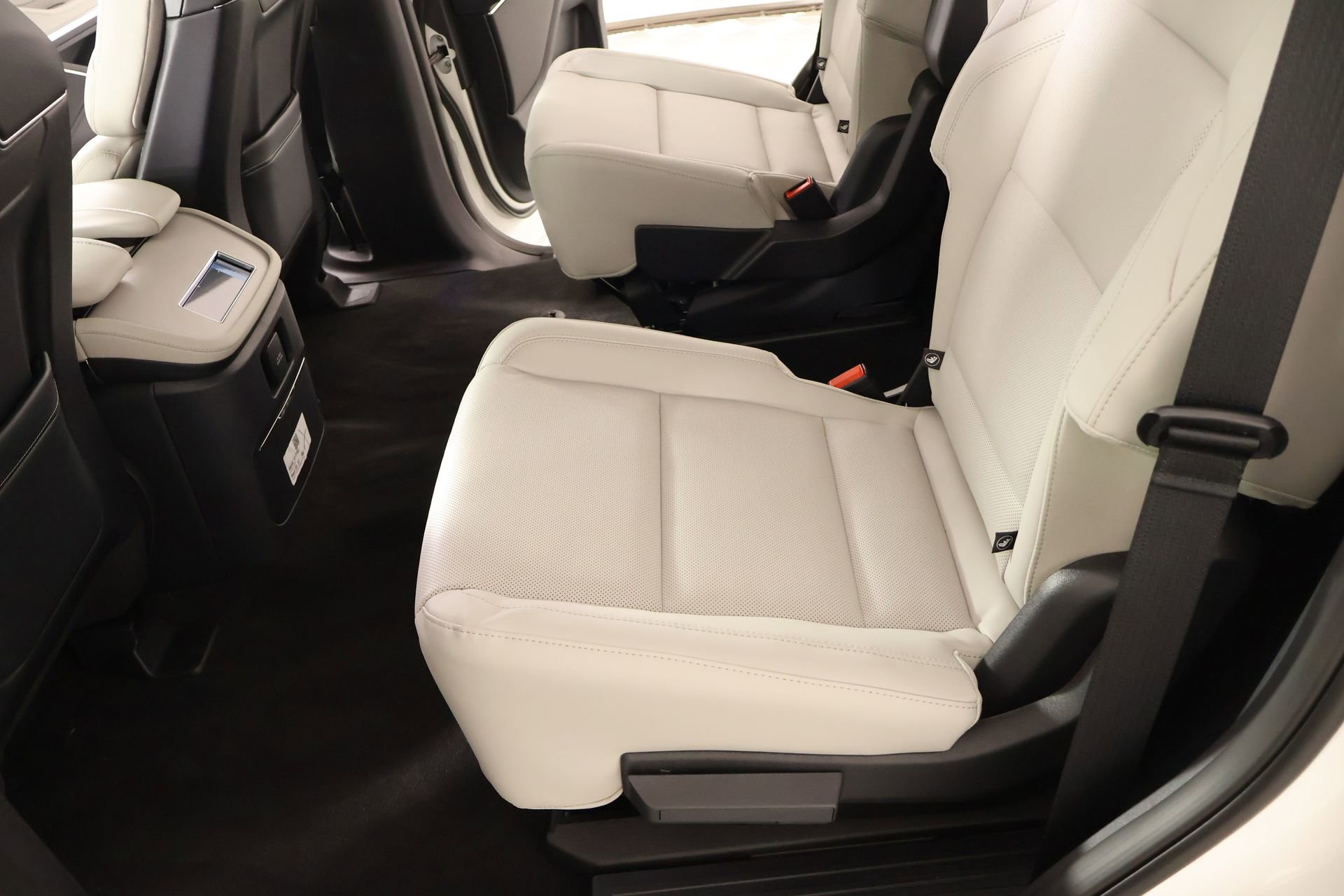 New 2026 Lincoln Navigator Premiere image 12