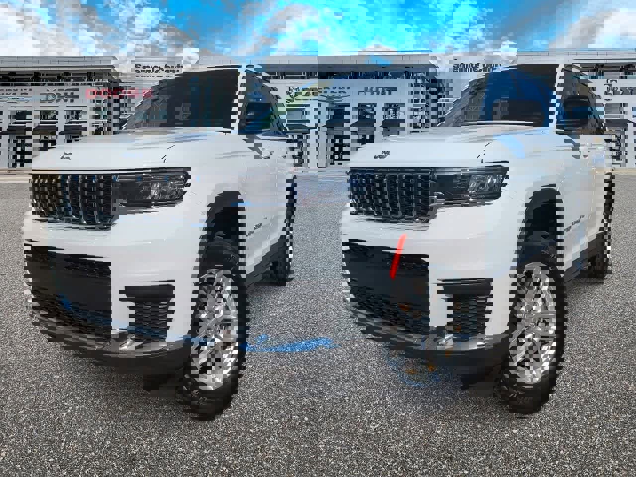 Used 2023 Jeep Grand Cherokee L Laredo