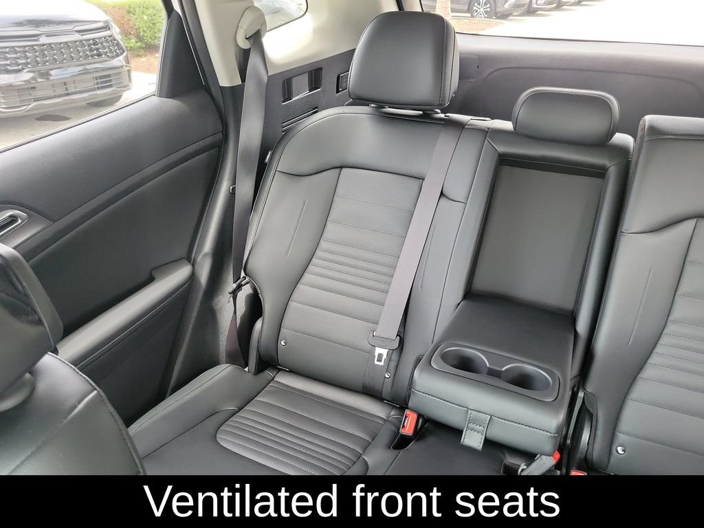 Used 2025 Kia Sportage SX FWD image 11