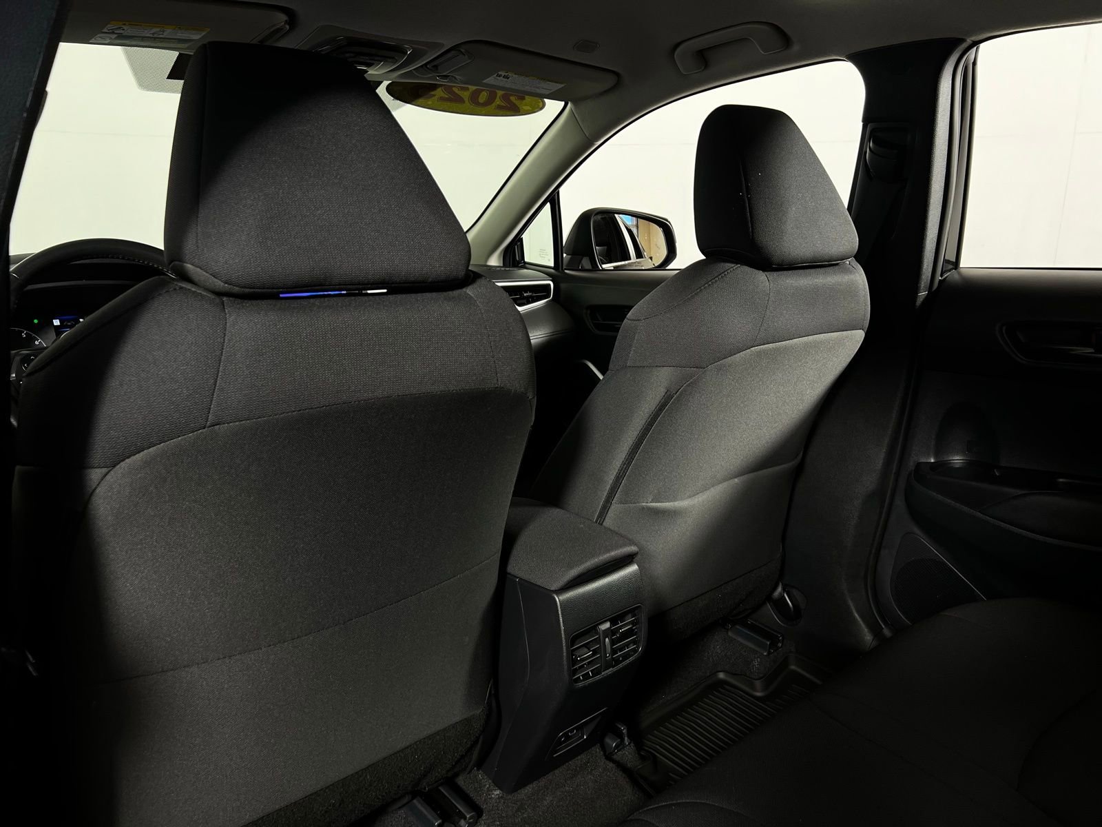 Certified 2025 Toyota Corolla Cross LE image 21