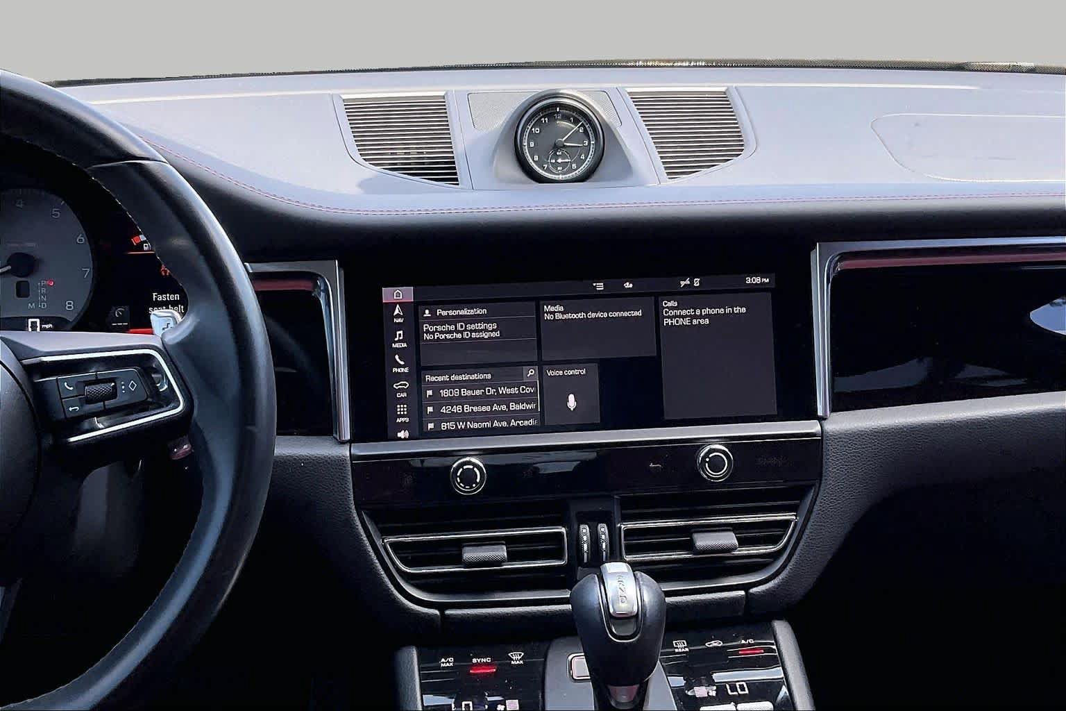 Used 2023 Porsche Macan S AWD/4WD image 6