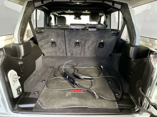 Used 2024 Jeep Wrangler Unlimited Sahara image 31