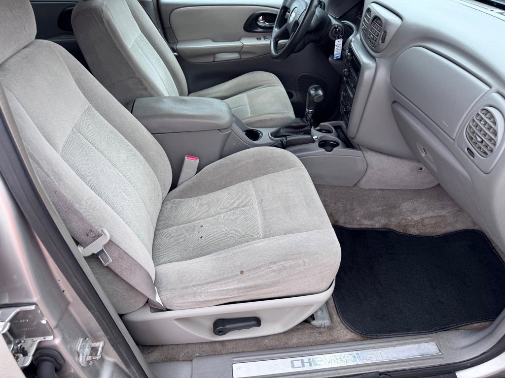 Used 2006 Chevrolet TrailBlazer LS w/ LS Preferred Equipment Group image 11