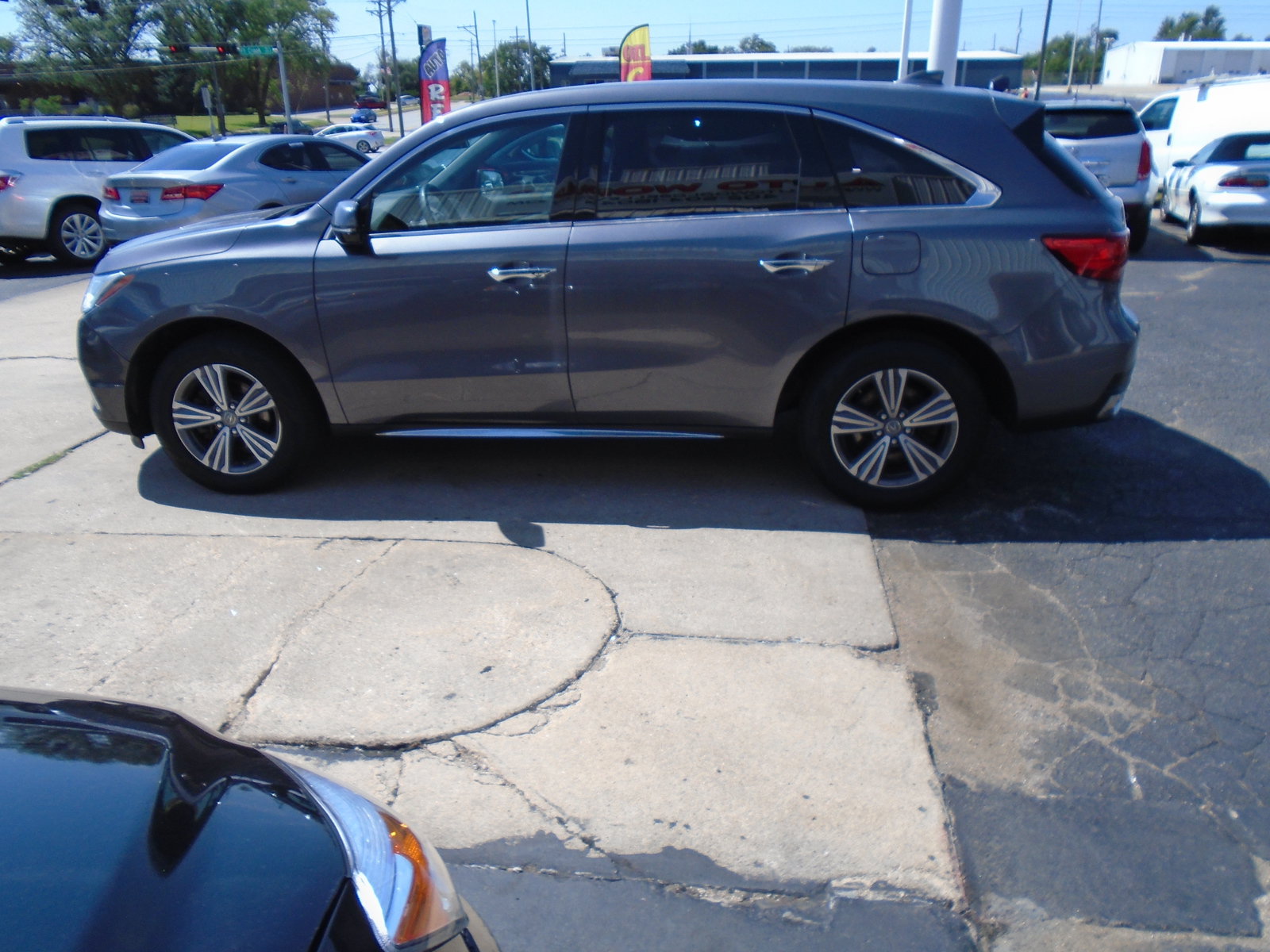 Used 2020 Acura MDX SH-AWD image 5