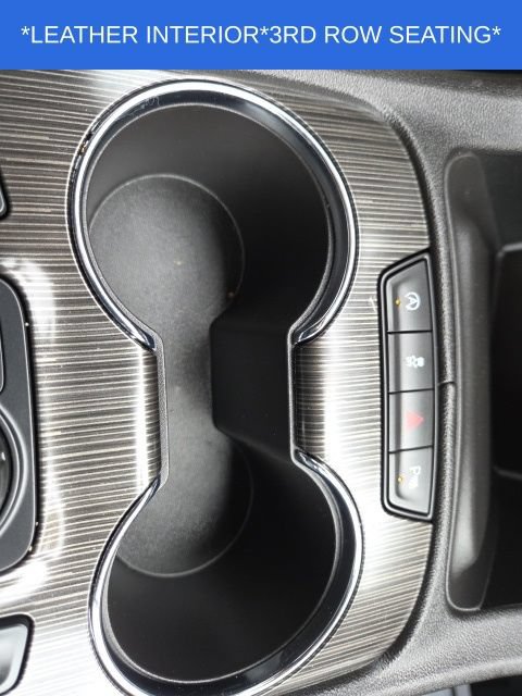 Used 2023 GMC Acadia SLT w/ Preferred Package FWD image 48