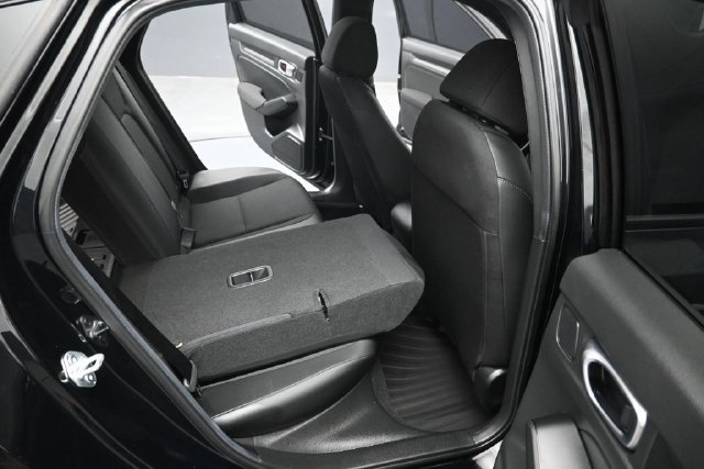 Used 2025 Honda Civic Sport image 26