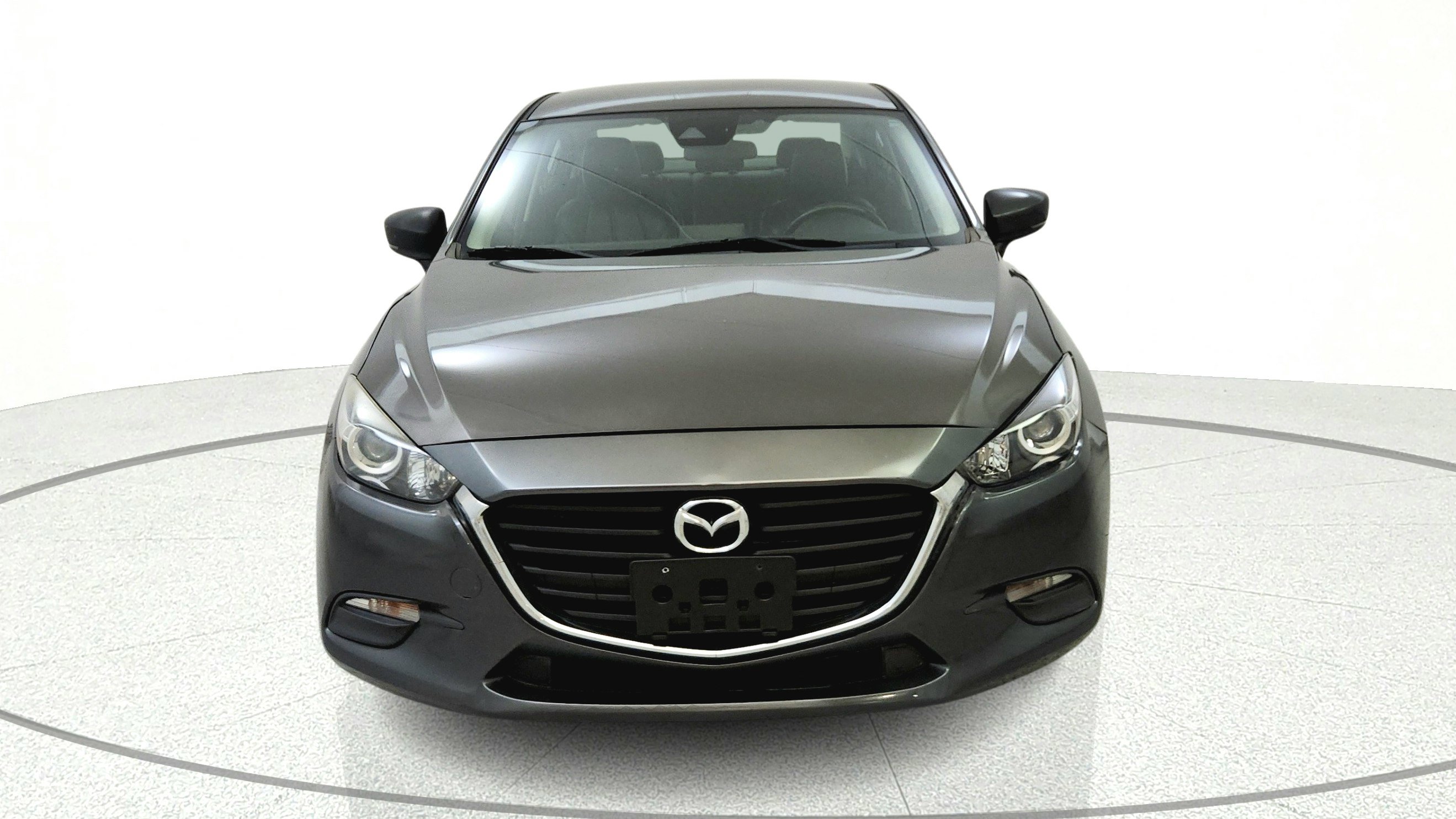 Used 2018 MAZDA MAZDA3 Touring FWD image 2