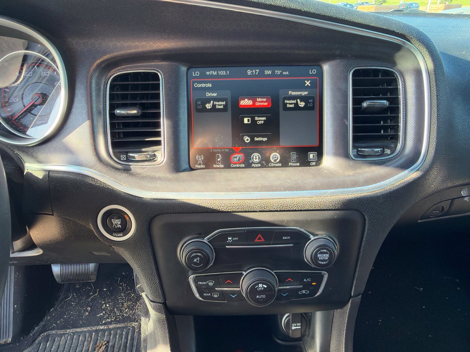Used 2015 Dodge Charger SXT RWD image 20