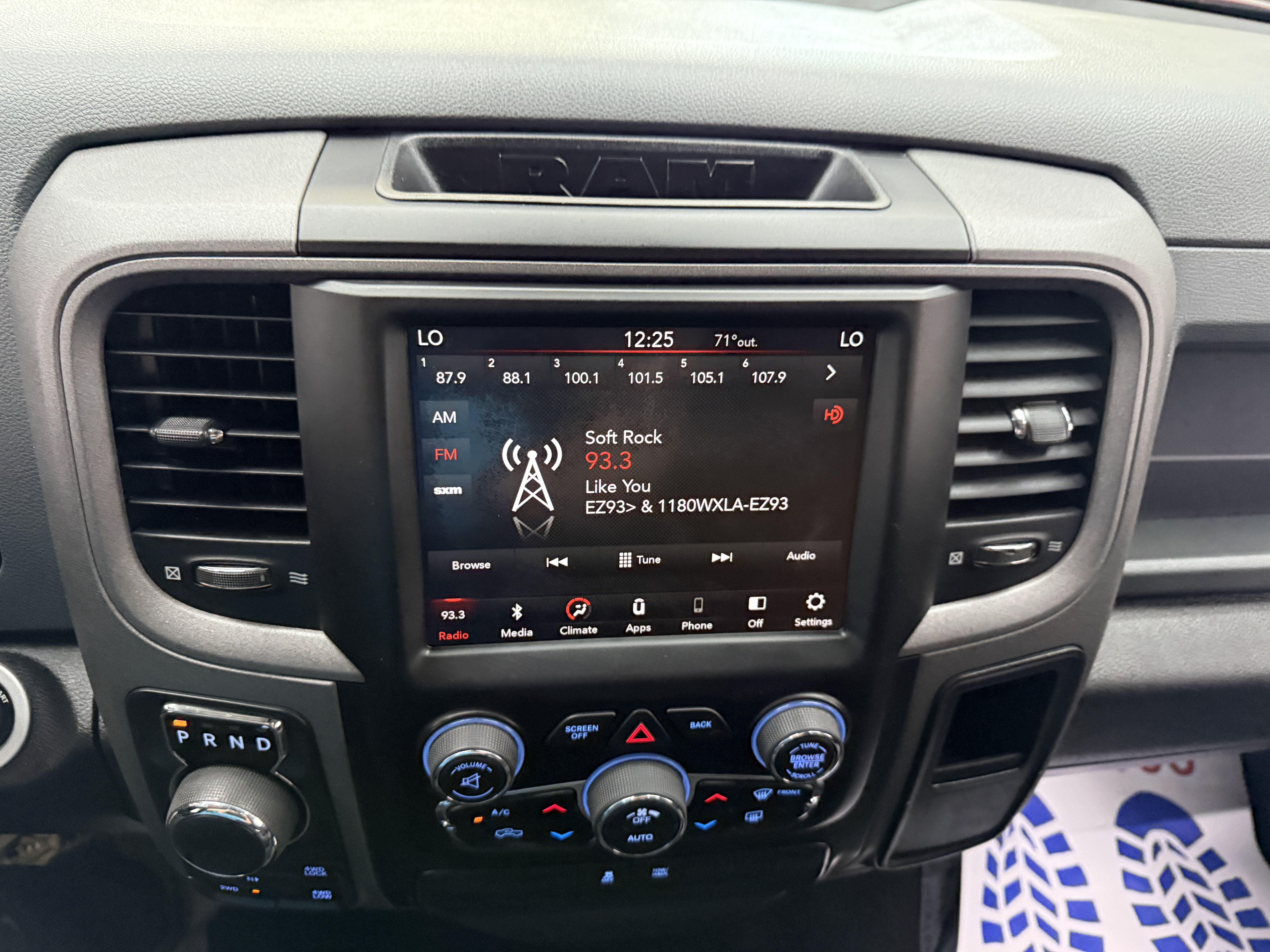 Used 2019 RAM 1500 Express w/ Wheel & Sound Group AWD/4WD image 15