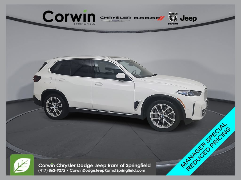Used 2025 BMW X5 xDrive50e AWD/4WD image 1