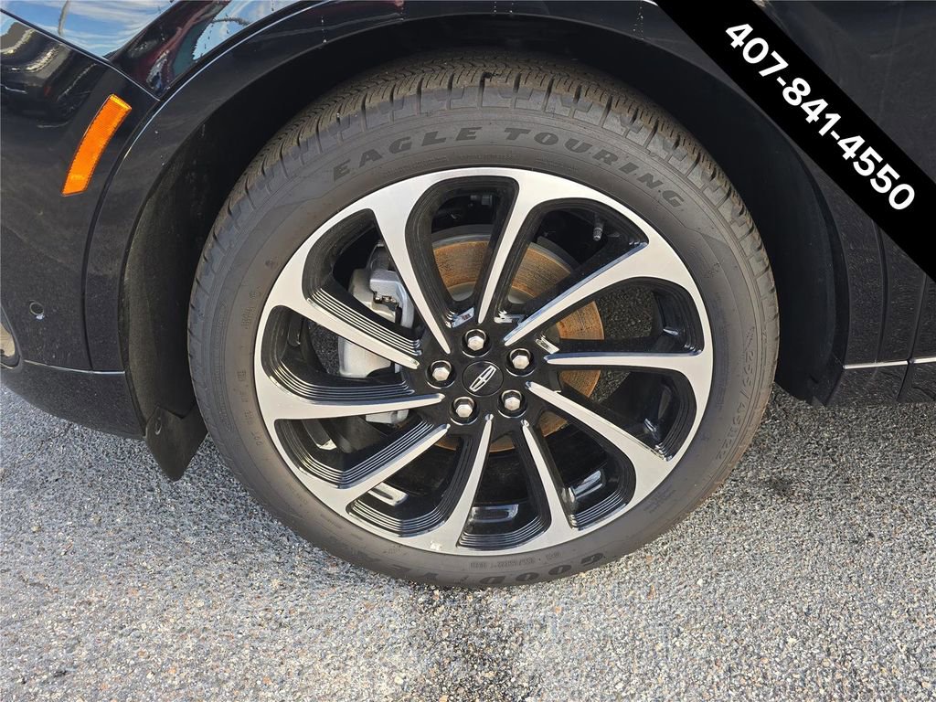 New 2024 Lincoln Nautilus Black Label image 9