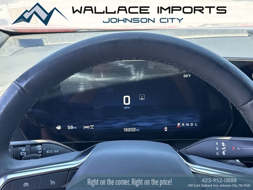 Used 2025 Chevrolet Equinox LT w/ Safety and Technology Package AWD/4WD image 31