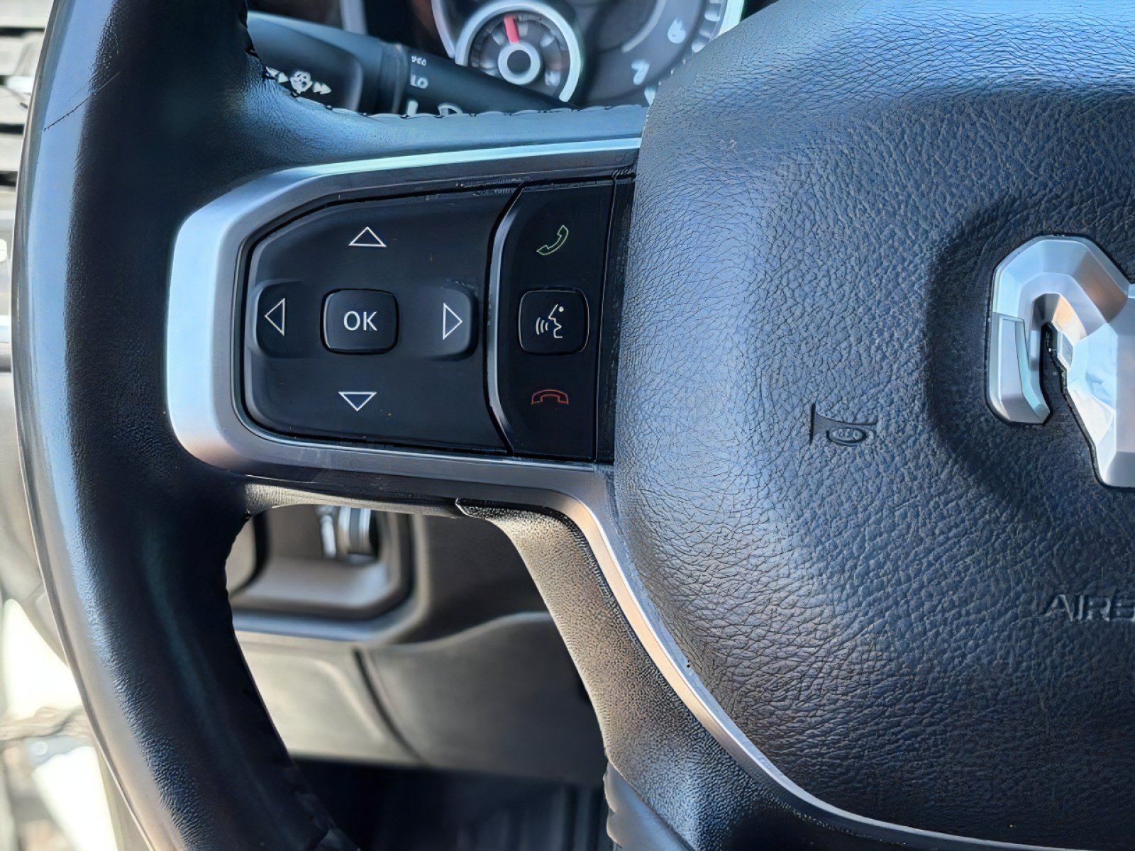 Used 2024 RAM 1500 Big Horn RWD image 16