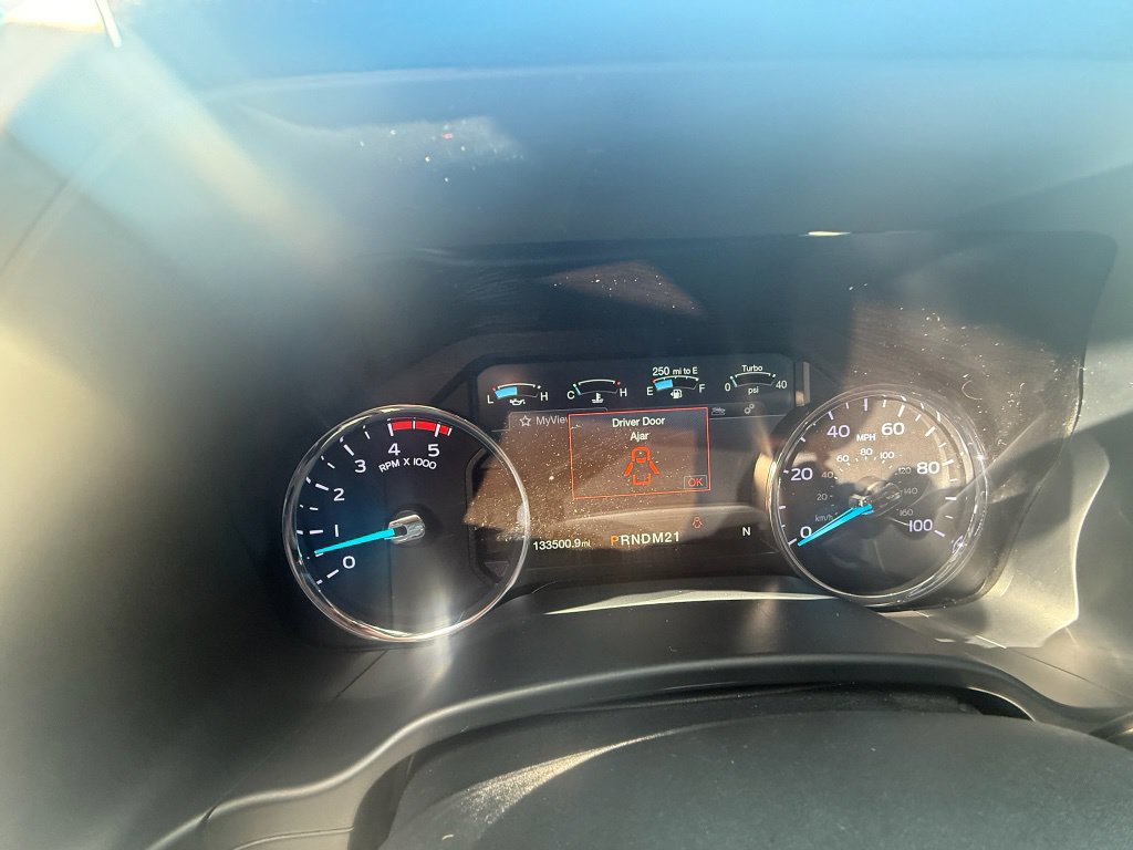 Used 2018 Ford F250 Lariat w/ Lariat Ultimate Package AWD/4WD image 13