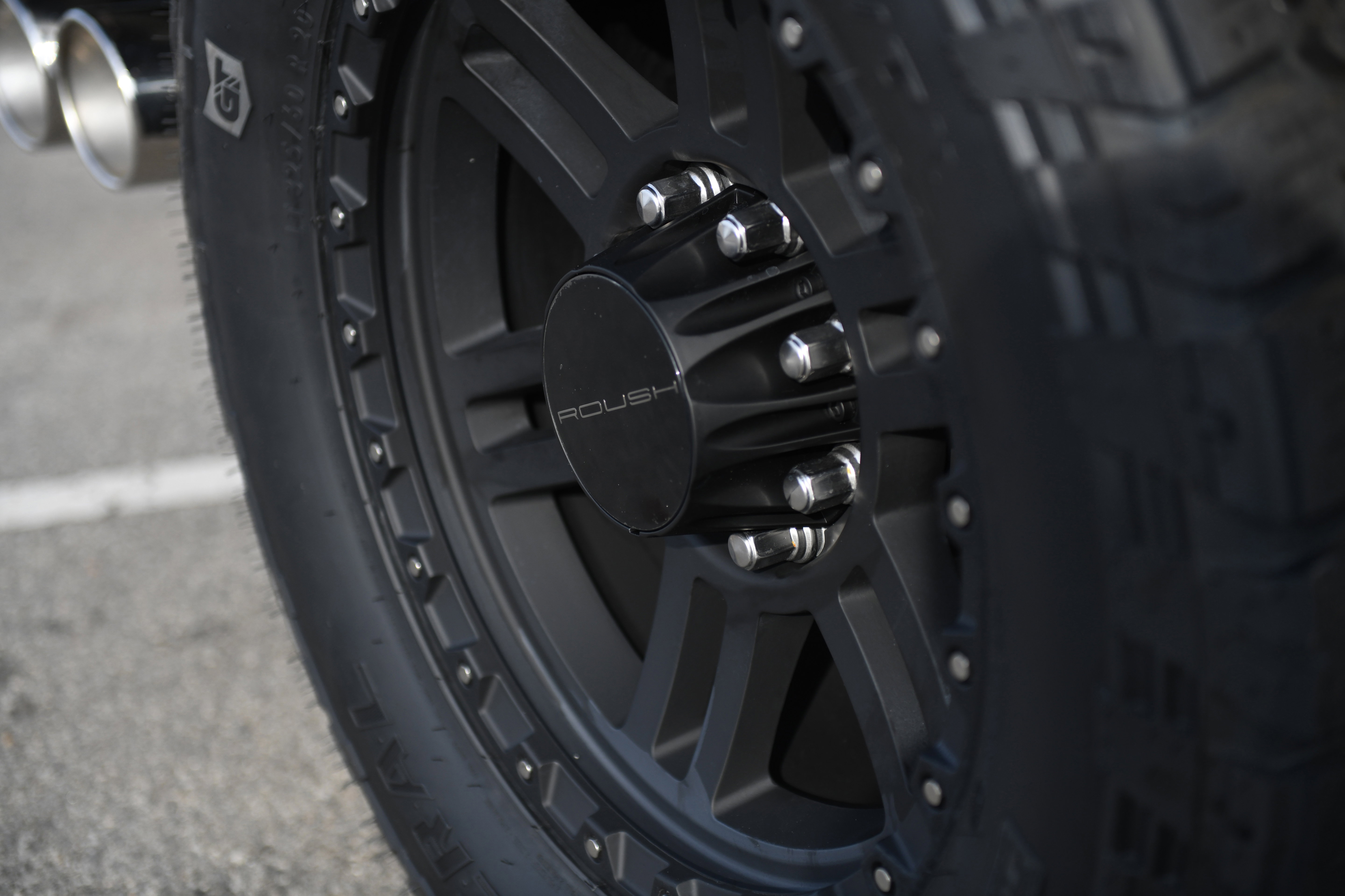 New 2026 Ford F250 Lariat w/ Black Appearance Package image 12