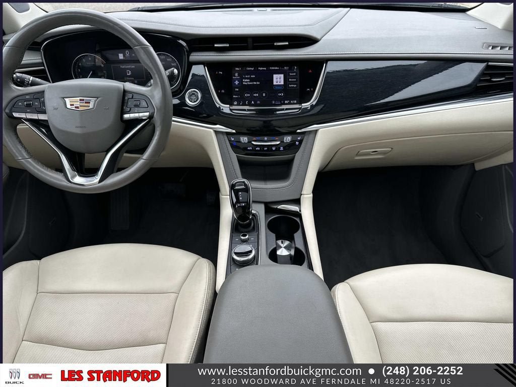 Certified 2025 Cadillac XT6 Premium Luxury AWD/4WD image 16