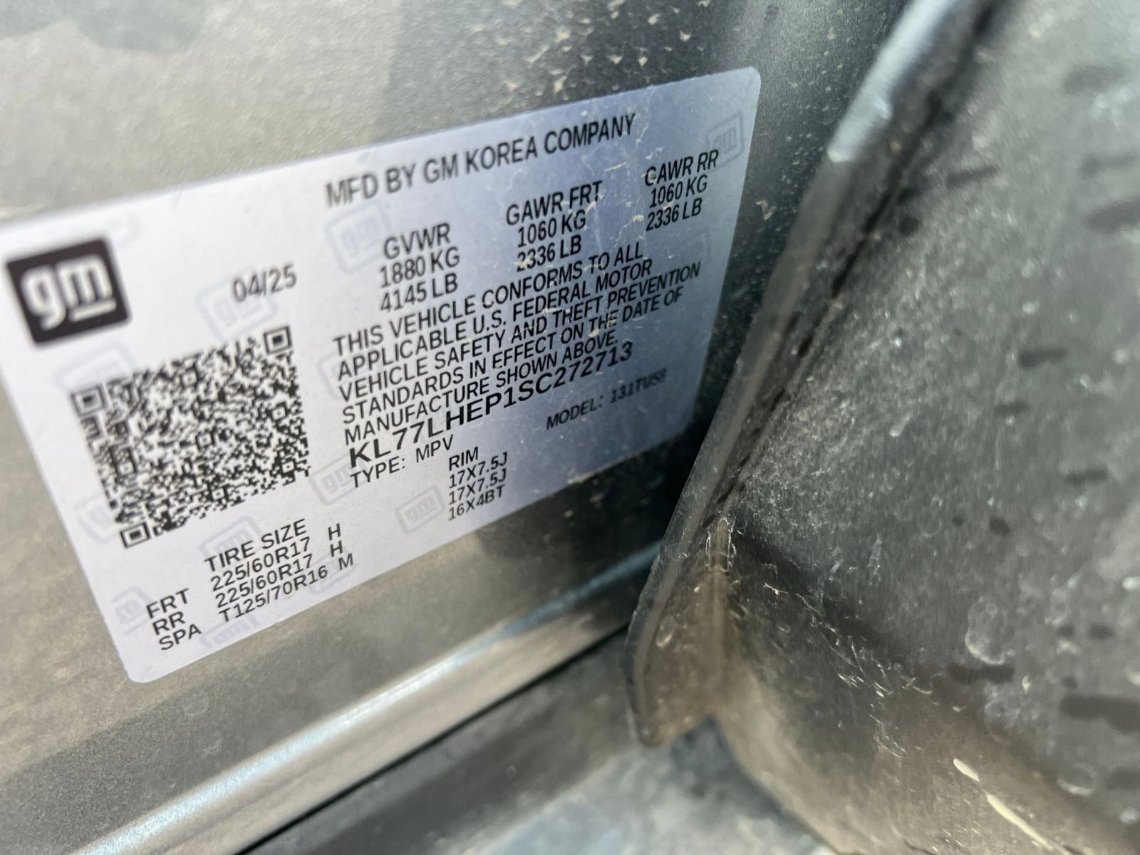 Used 2025 Chevrolet Trax LT FWD image 29