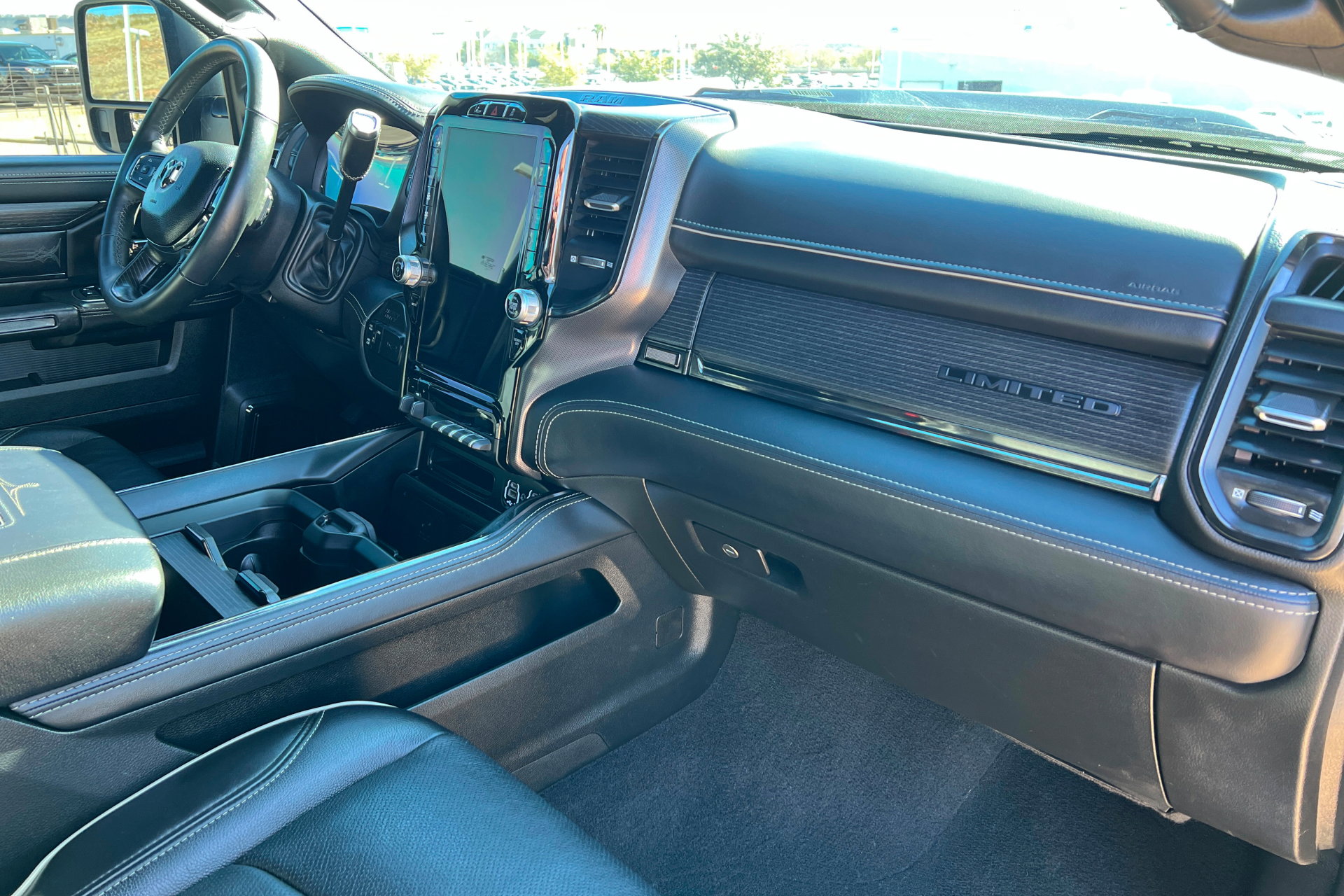 Used 2024 RAM 2500 Limited image 23