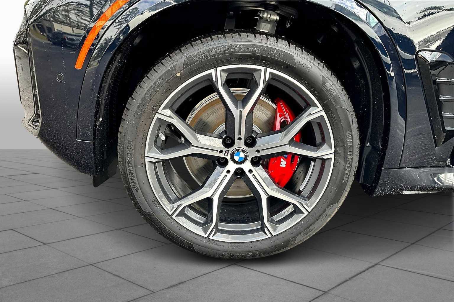 New 2026 BMW X5 sDrive40i w/ M Sport Package image 11