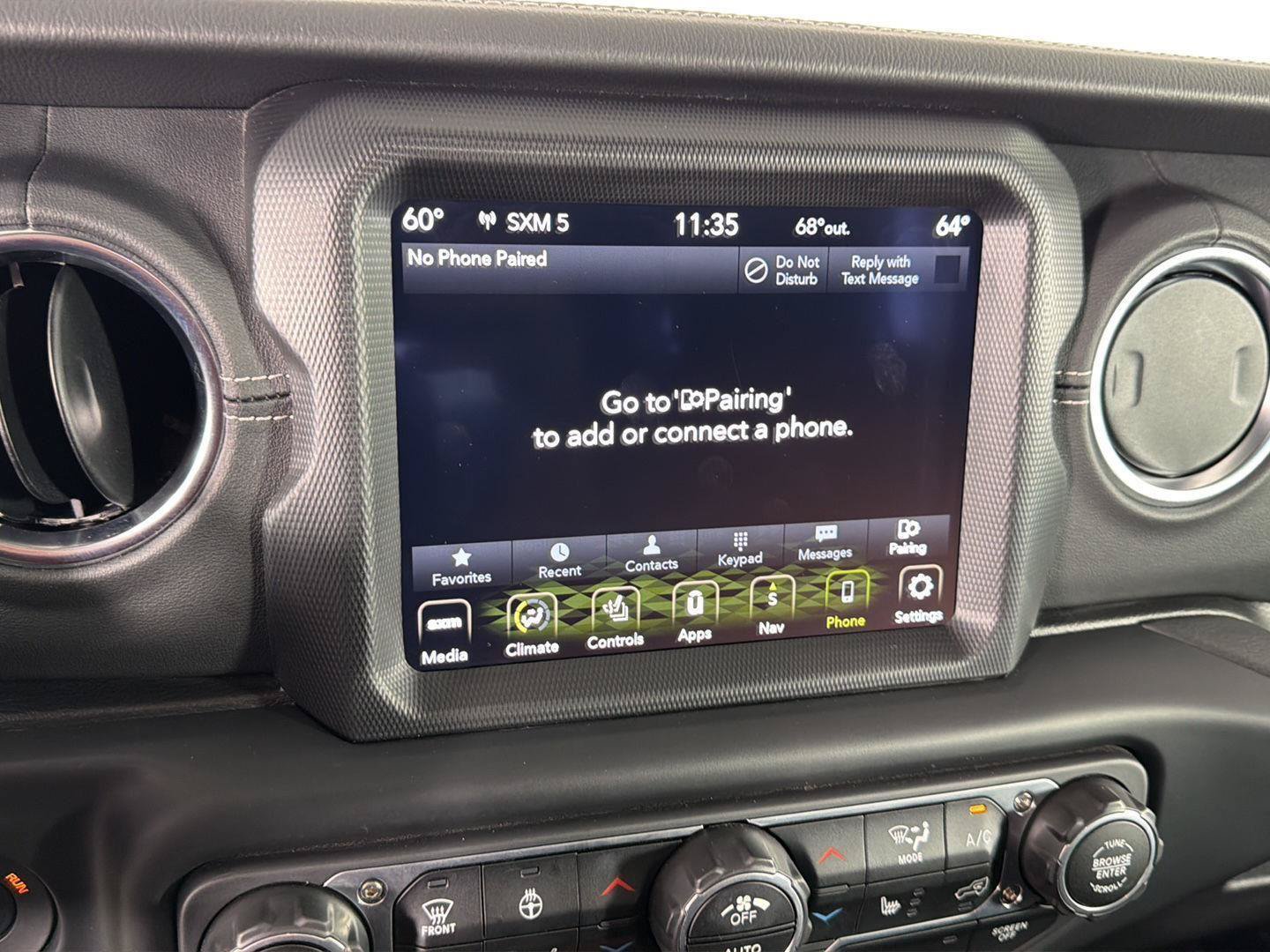 Used 2022 Jeep Wrangler Unlimited Sahara w/ Cold Weather Group AWD/4WD image 36