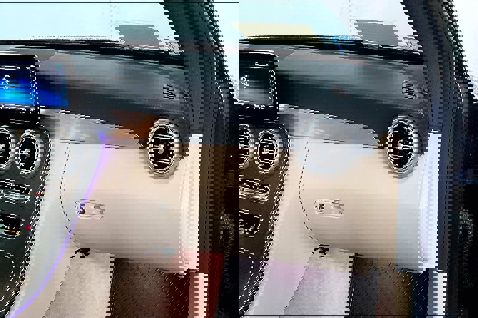 Used 2021 Mercedes-Benz C 300 4MATIC Coupe w/ AMG Line image 17