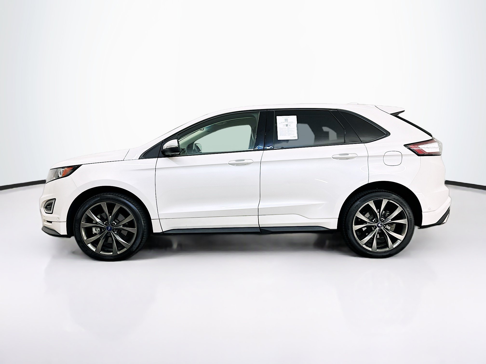 Used 2017 Ford Edge Sport w/ Equipment Group 401A AWD/4WD image 4