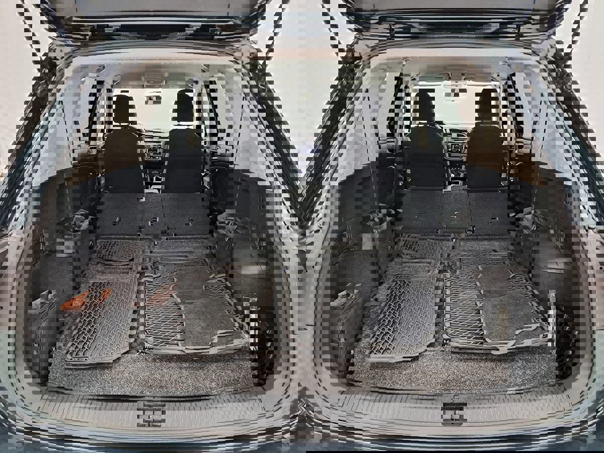 Used 2019 Volkswagen Tiguan S w/ 3rd Row Seat Package image 22