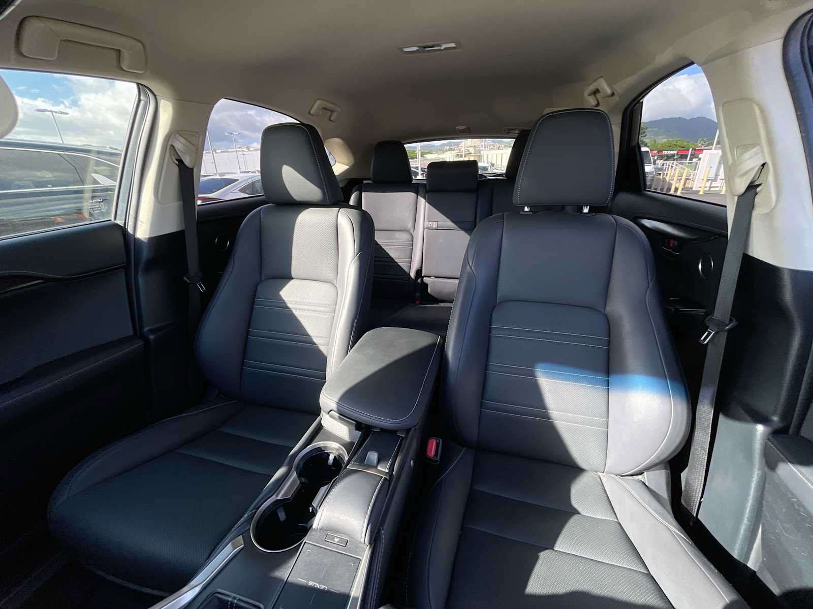 Used 2018 Lexus NX 300 FWD image 28