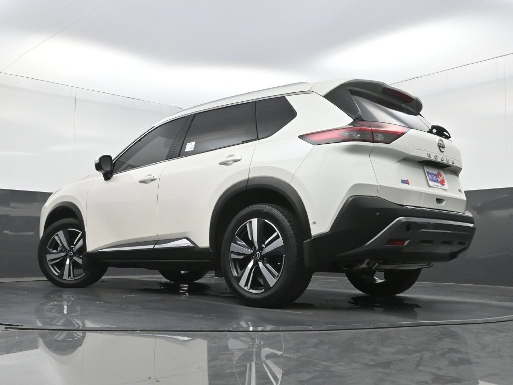 Used 2023 Nissan Rogue SL w/ SL Premium Package FWD image 30
