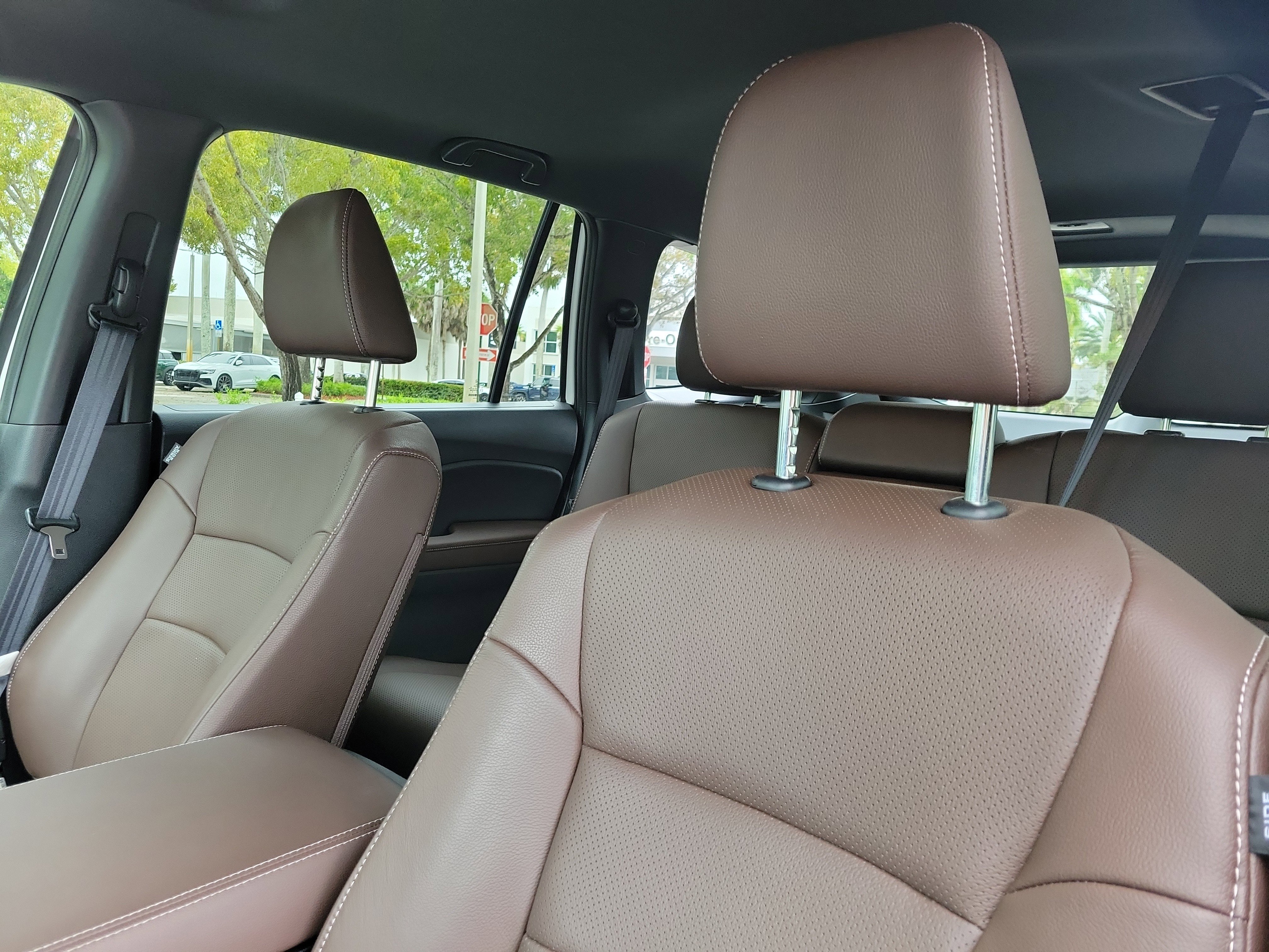 Used 2025 Honda Passport EX-L image 17