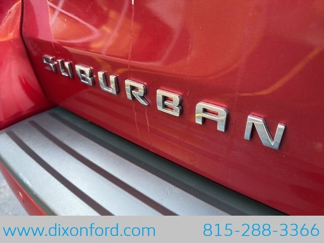 Used 2015 Chevrolet Suburban LT w/ Luxury Package image 29