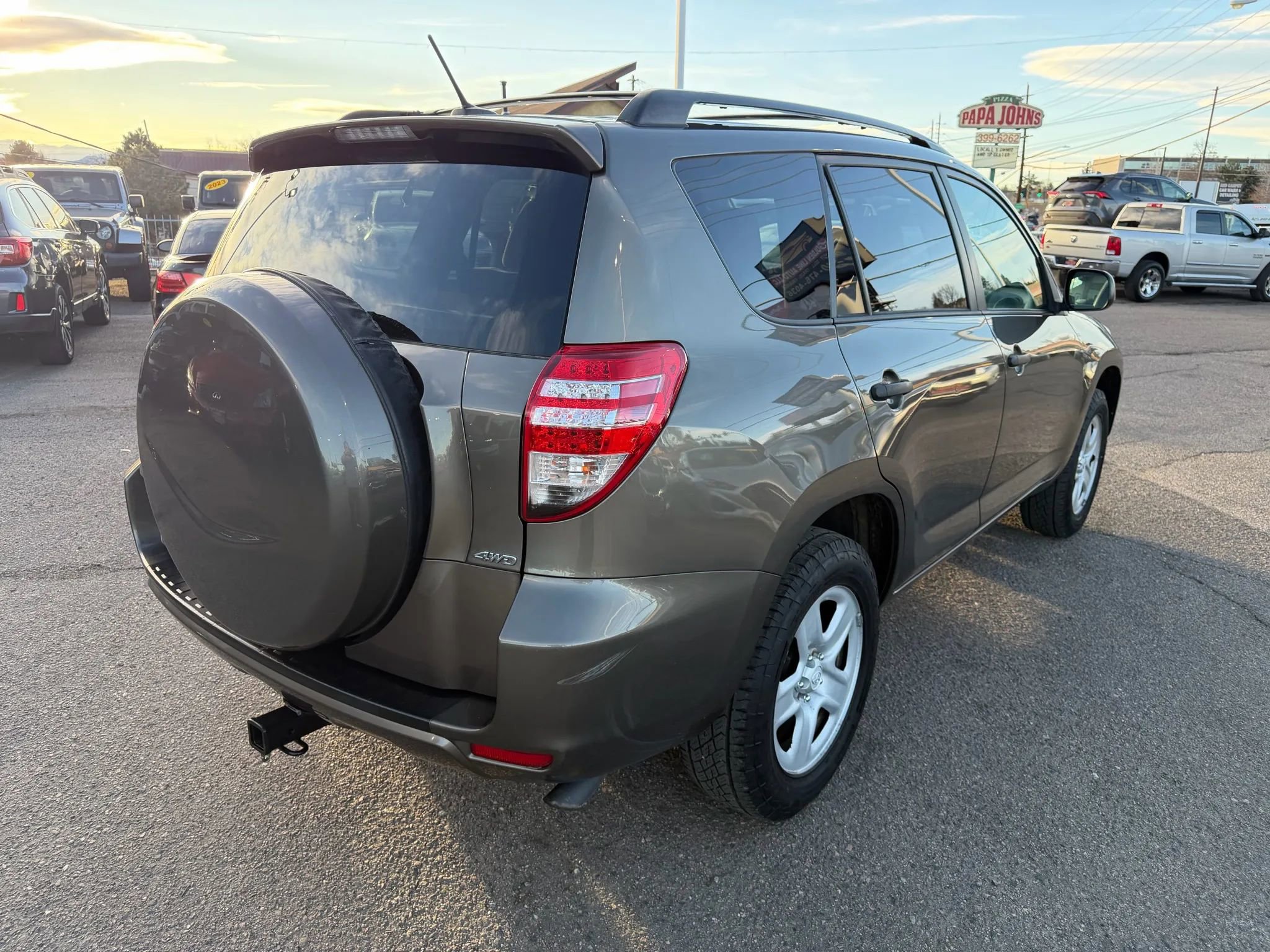 Used 2012 Toyota RAV4 4WD w/ Value Pkg image 8