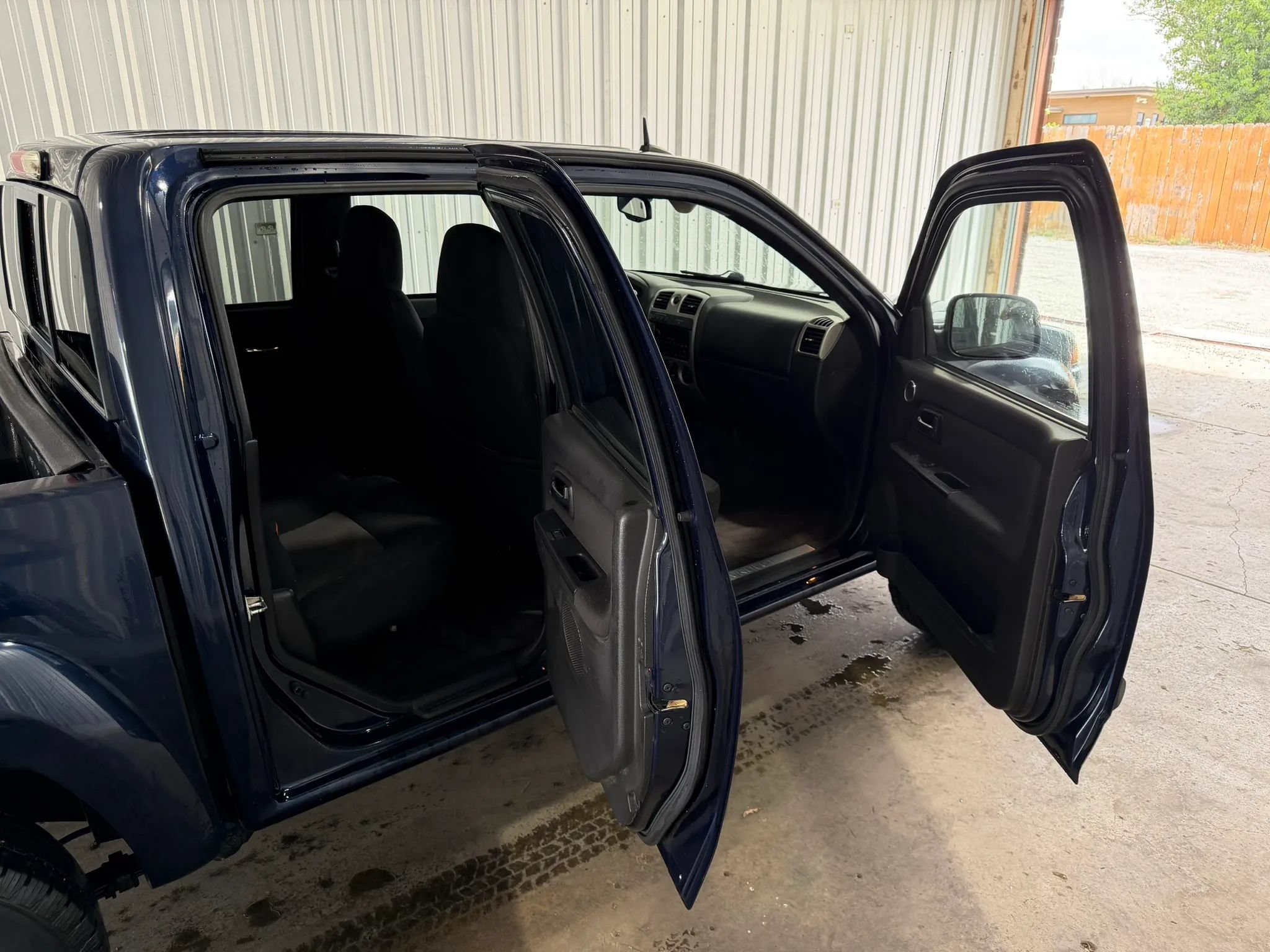Used 2008 Chevrolet Colorado LT w/ LT Preferred Equipment Group AWD/4WD image 16
