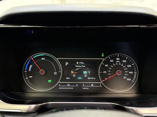 Used 2022 Kia Sorento EX w/ Panoramic Sunroof Package image 6