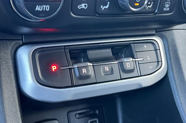 Used 2023 GMC Acadia SLT image 25