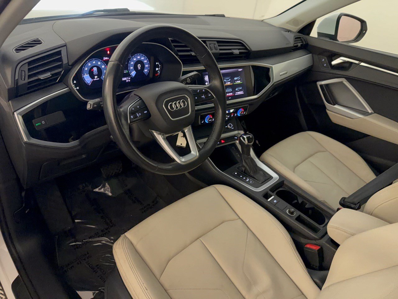 Used 2021 Audi Q3 2.0T Premium AWD/4WD image 4
