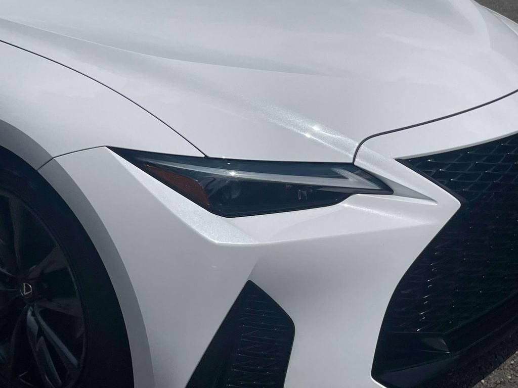 Used 2025 Lexus IS 350 F Sport RWD image 9