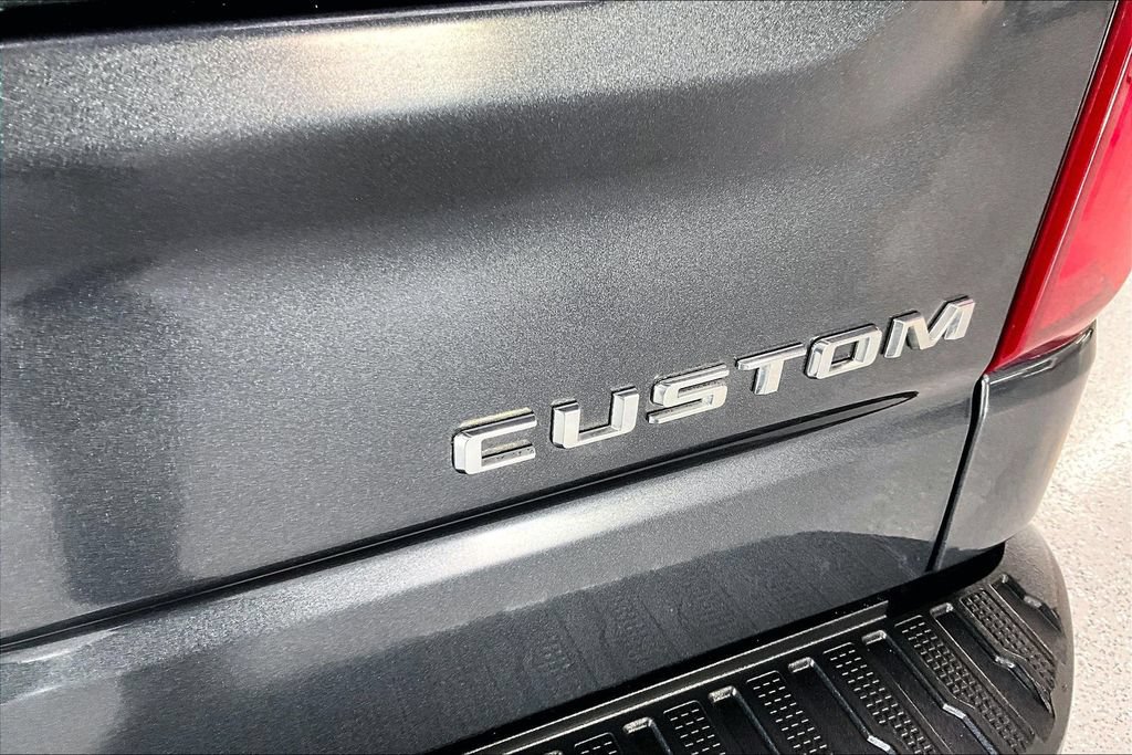 Used 2022 Chevrolet Silverado 1500 Custom Trail Boss w/ Safety Confidence Package AWD/4WD image 25