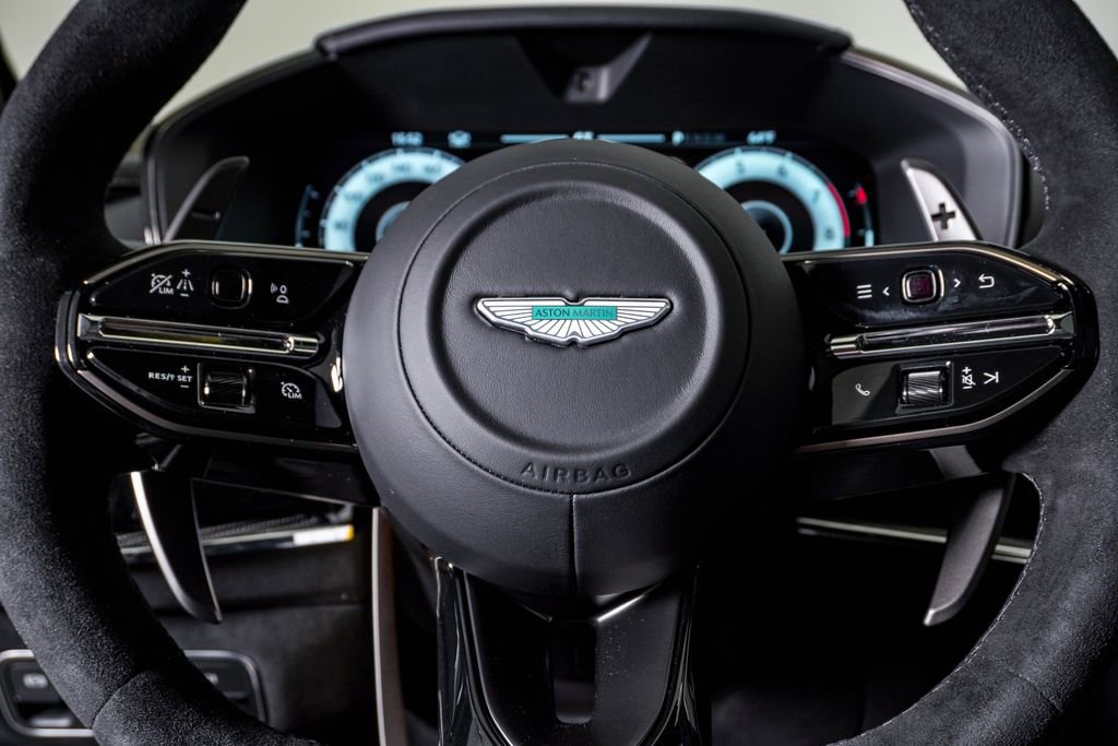 New 2026 Aston Martin DBX S image 25