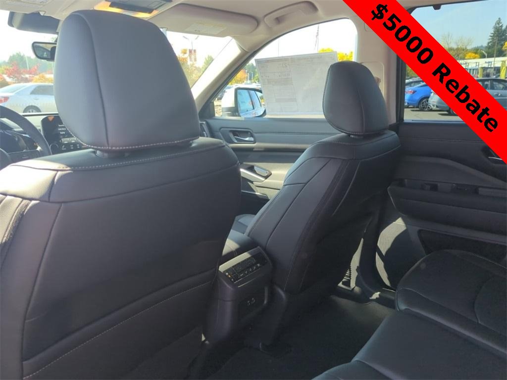 New 2025 Nissan Pathfinder SL w/ Cargo Package image 20