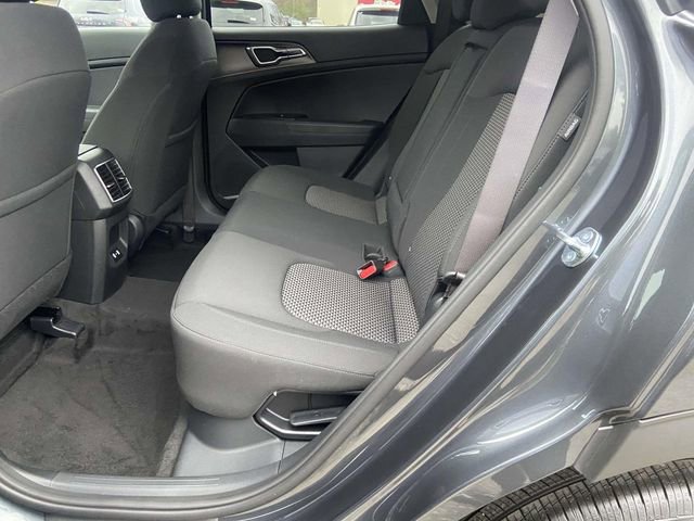 New 2026 Kia Sportage LX FWD image 9