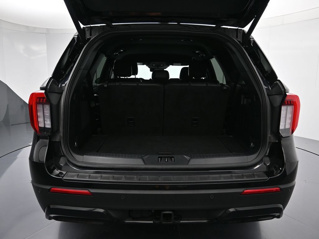 Certified 2025 Ford Explorer ST-Line w/ Premium Package RWD image 25
