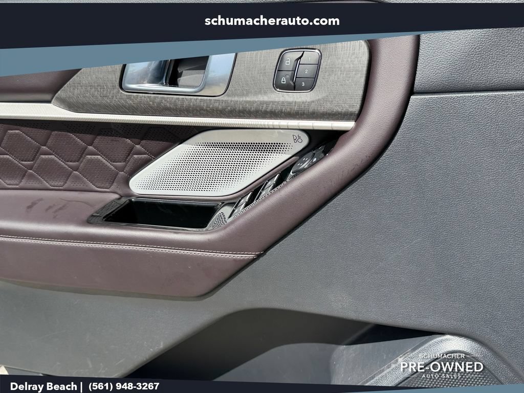 Used 2025 Ford Explorer Platinum w/ Ultimate Package RWD image 21