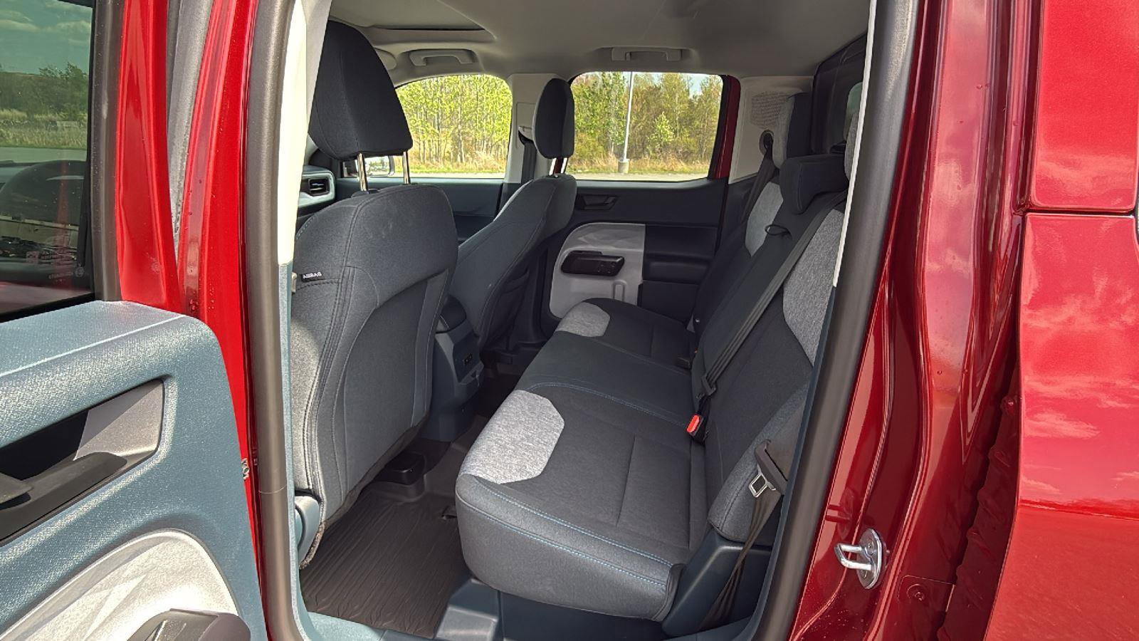 Used 2025 Ford Maverick XLT w/ Equipment Group 302A AWD/4WD image 23