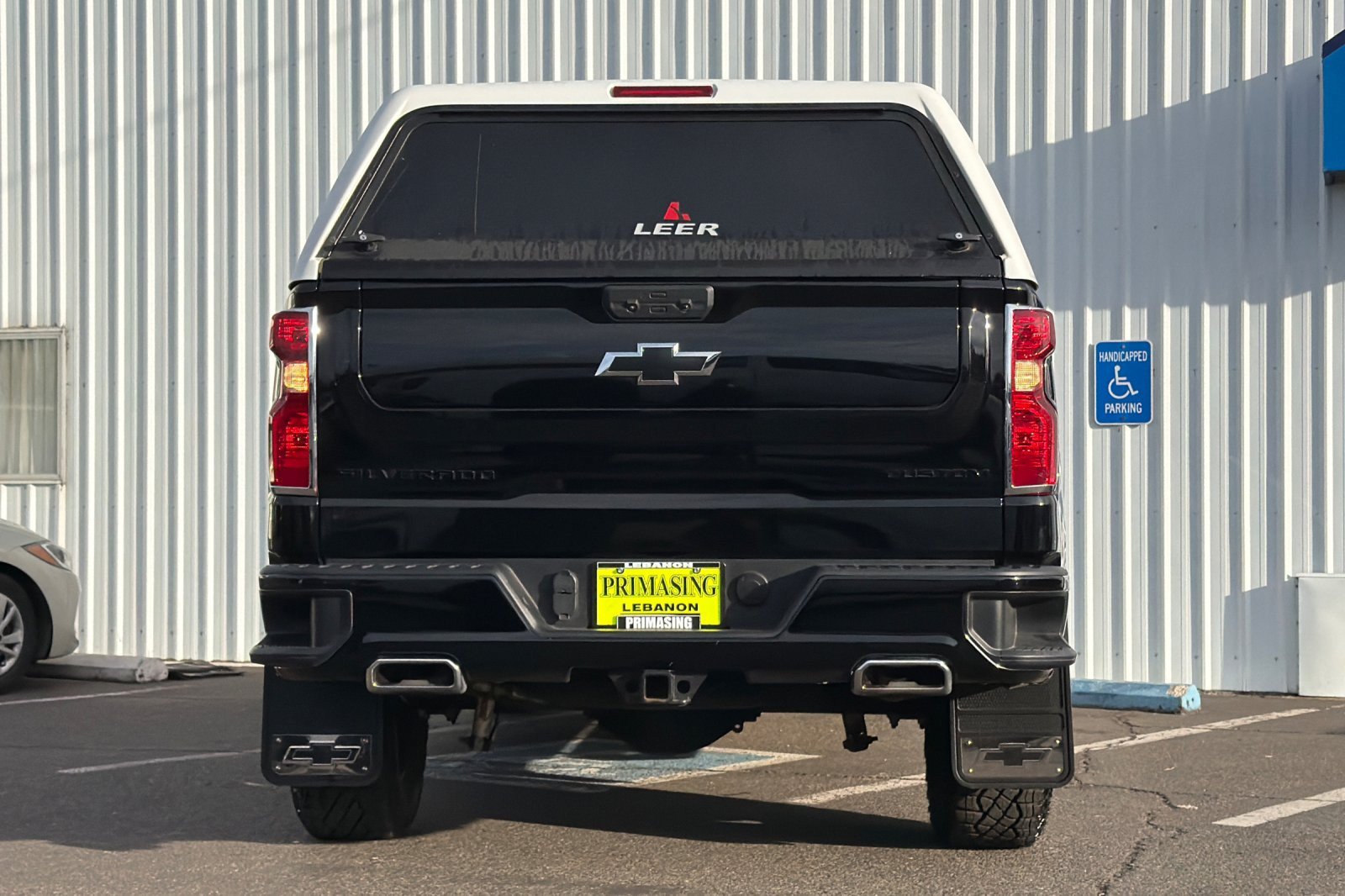 Used 2024 Chevrolet Silverado 1500 Custom Trail Boss w/ LPO, Dark Essentials Package AWD/4WD image 5