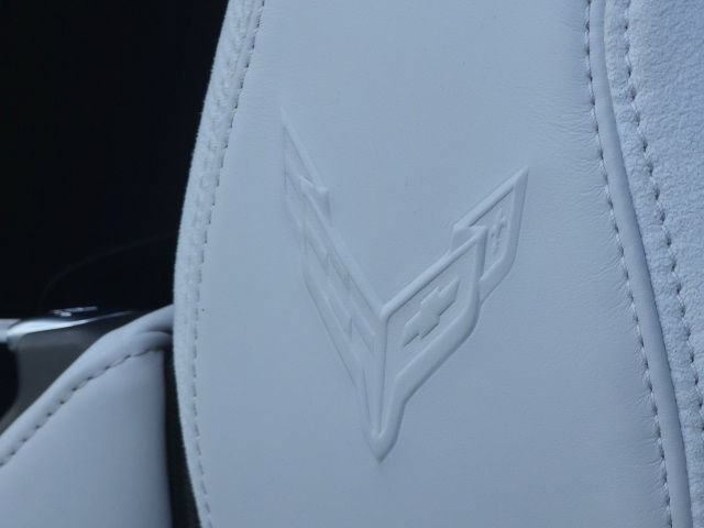 Used 2022 Chevrolet Corvette Stingray Preferred Conv w/ Z51 Performance Package RWD image 25