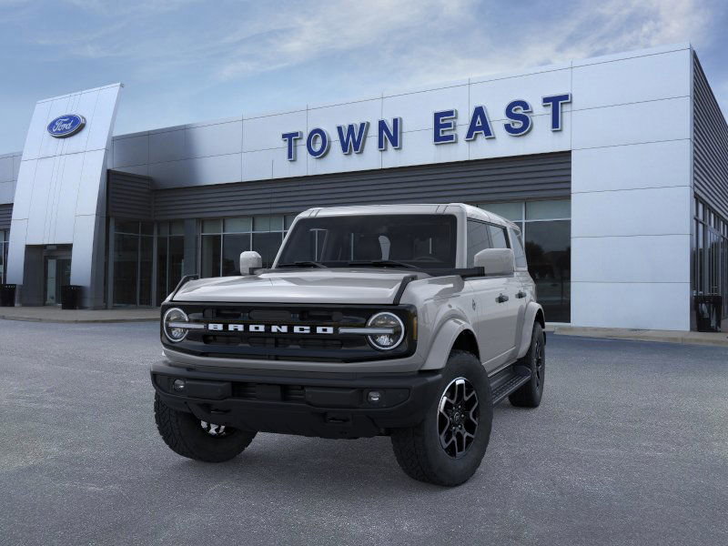 New 2026 Ford Bronco Outer Banks image 2