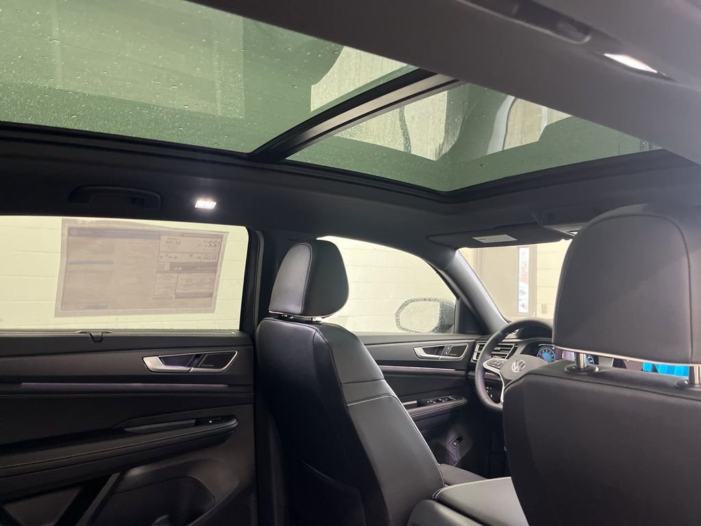 New 2026 Volkswagen Atlas Cross Sport SEL Premium R-Line image 35